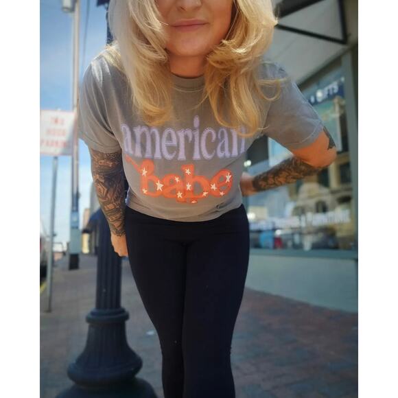 American Babe - Picture 1 of 3